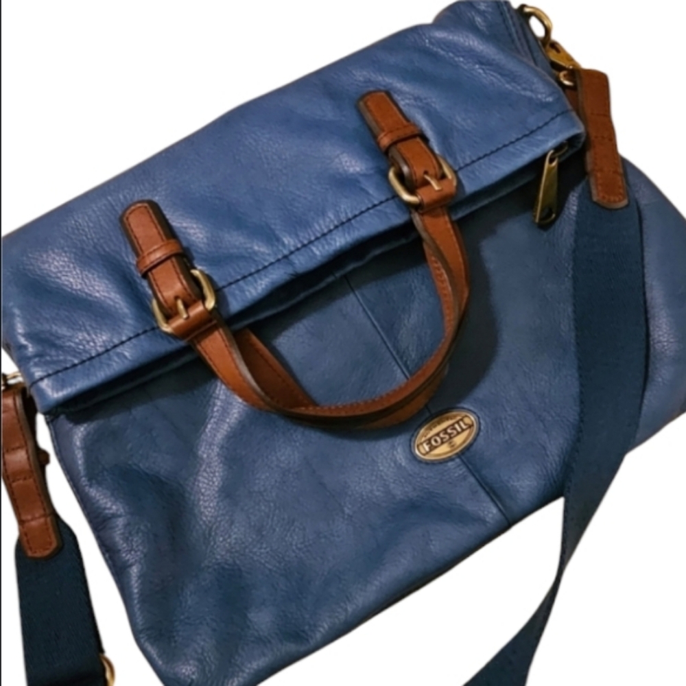Fossil Rare Heritage Blue Fold-Over Multi Zip Thick Genuine Leather Explorer Bag